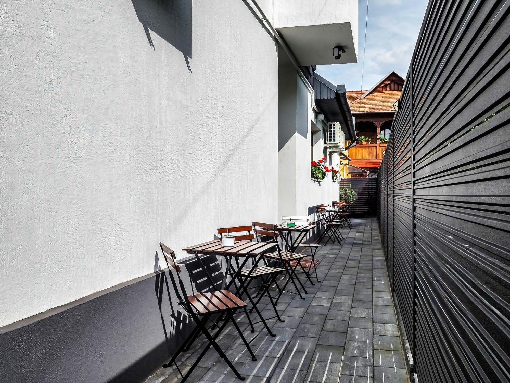 Ben Apartments Sibiu Bagian luar foto